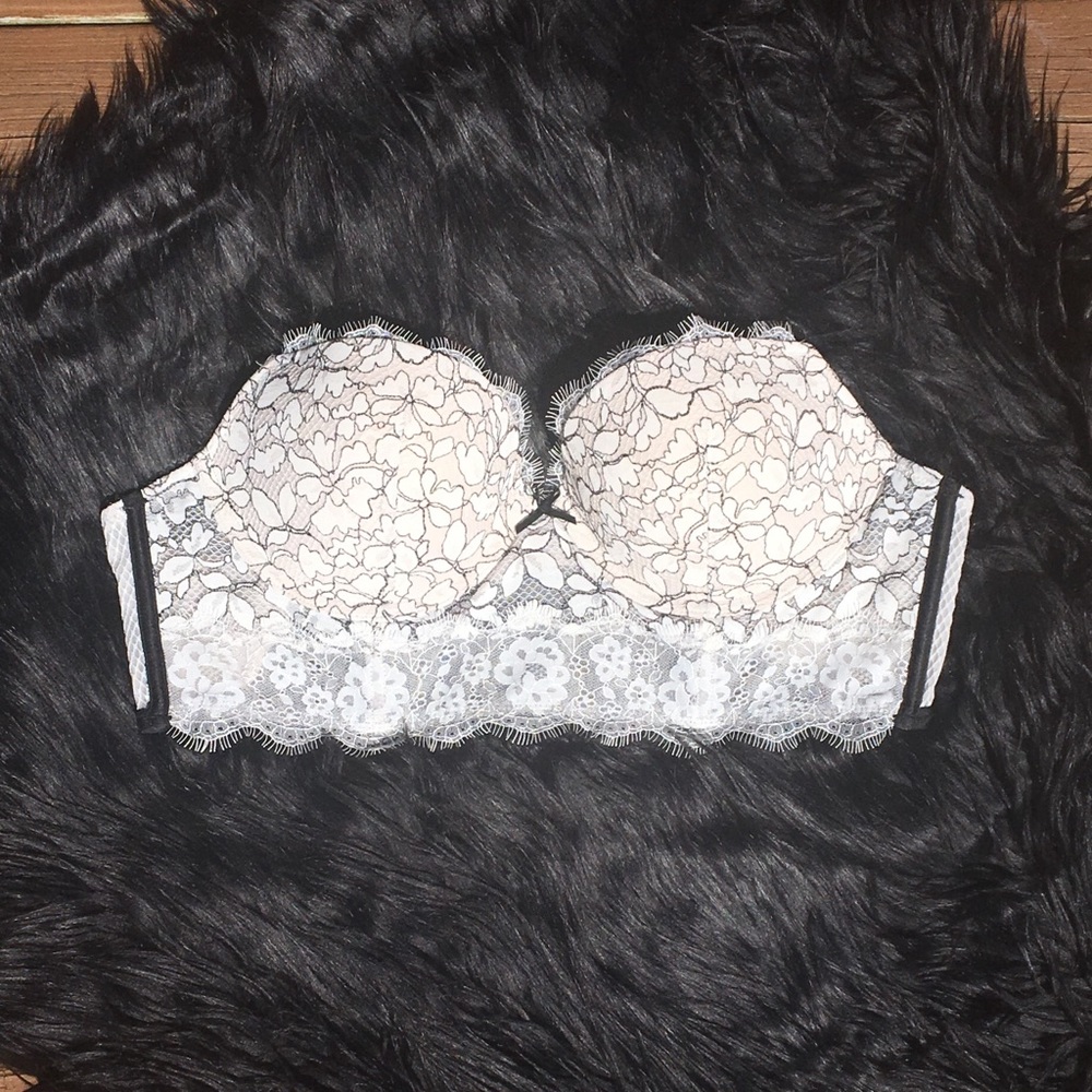 Victoria’s Secret Lacy Push-up Bra